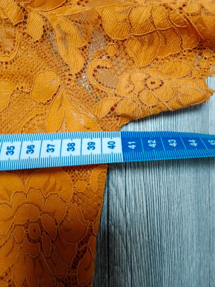 Haut en dentelle T38 - photo numéro 4
