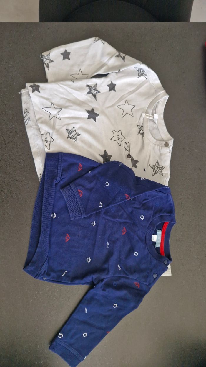 Lot sweats taille 18 mois