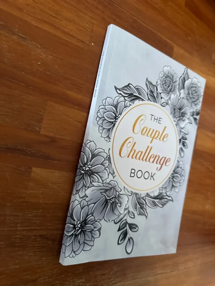 Livre the couple challenge book - photo numéro 2