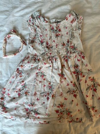 Superbe robe en six ans