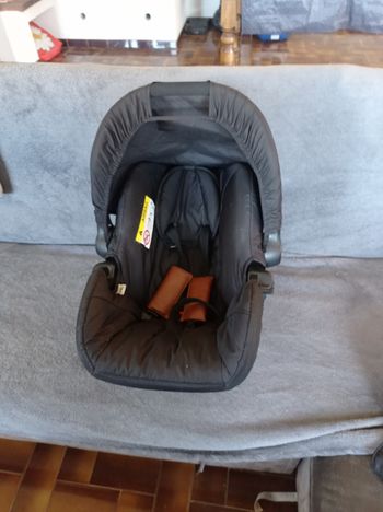 Poussette hauk 3 roues