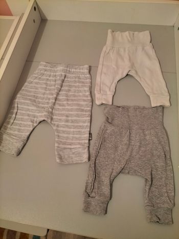 Lot 3 Pantalons 0-1 mois