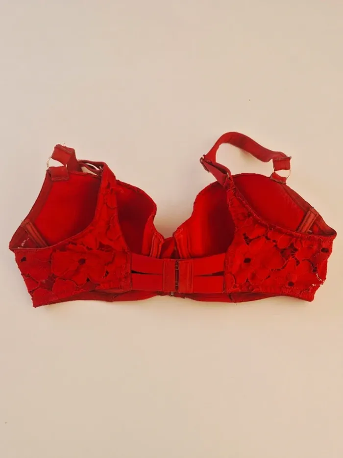 Soutien gorge 85 C - photo numéro 2