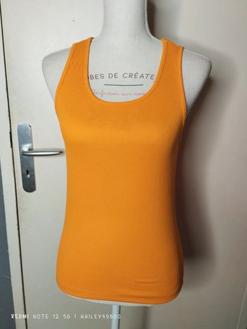 Débardeur orange taille 38/40