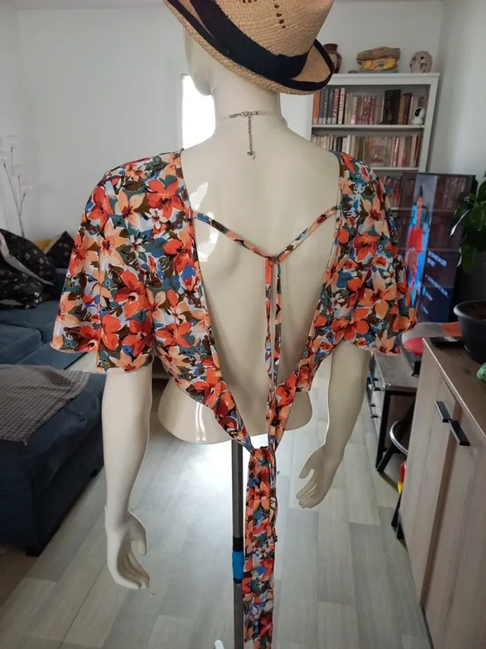 Haut top fleuri T38 - photo numéro 5
