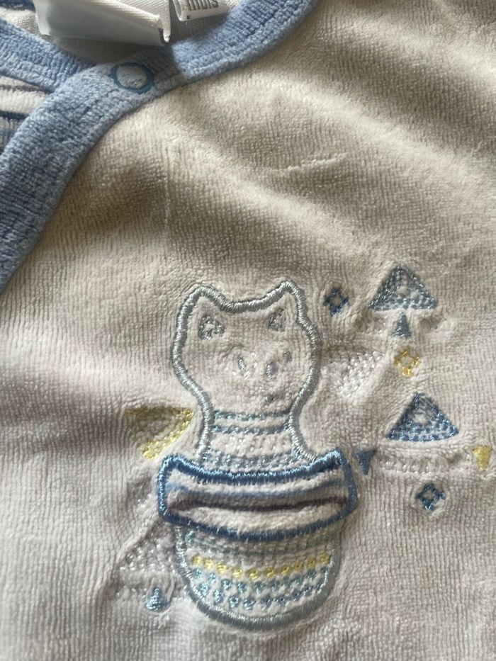 Lot de 3 pyjamas dors bien 6 mois - photo numéro 7