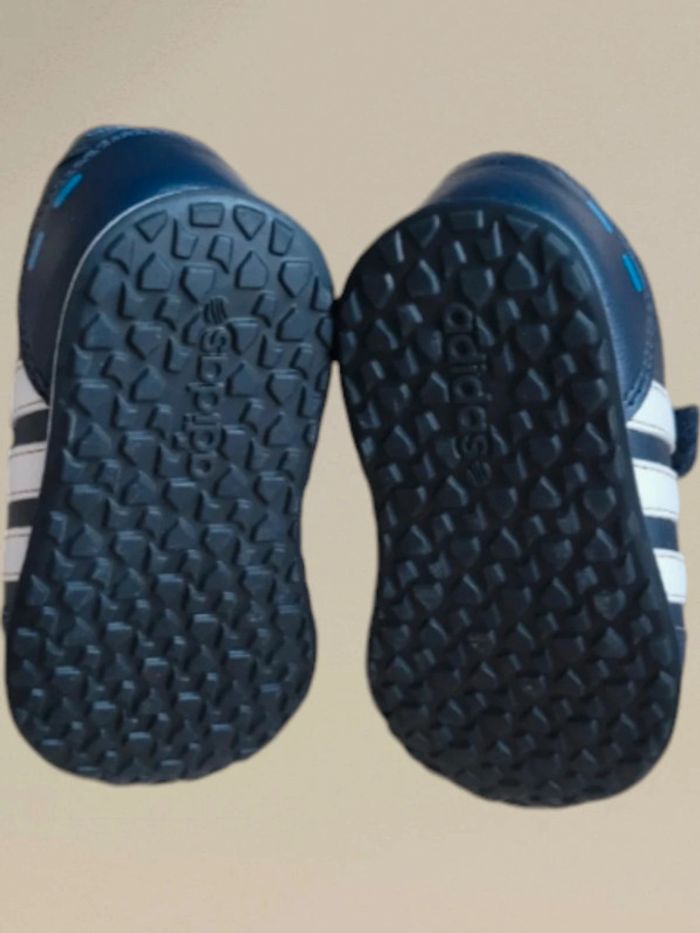 Baskets Adidas Pointure 20 - photo numéro 9