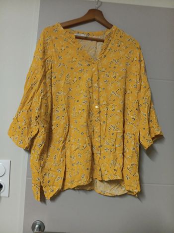 Blouse manche courte moutarde motifs