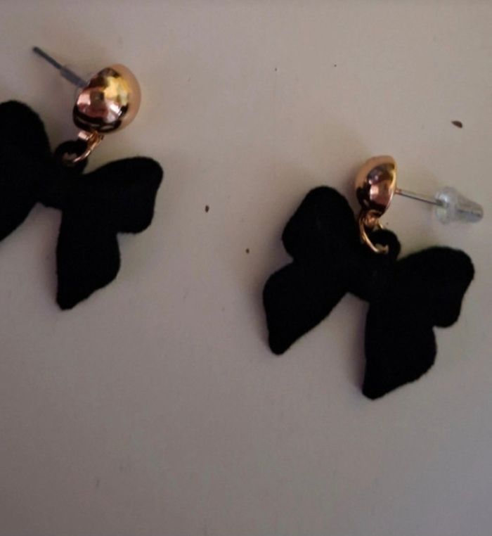 Boucles d'oreille fantaisie - photo numéro 2