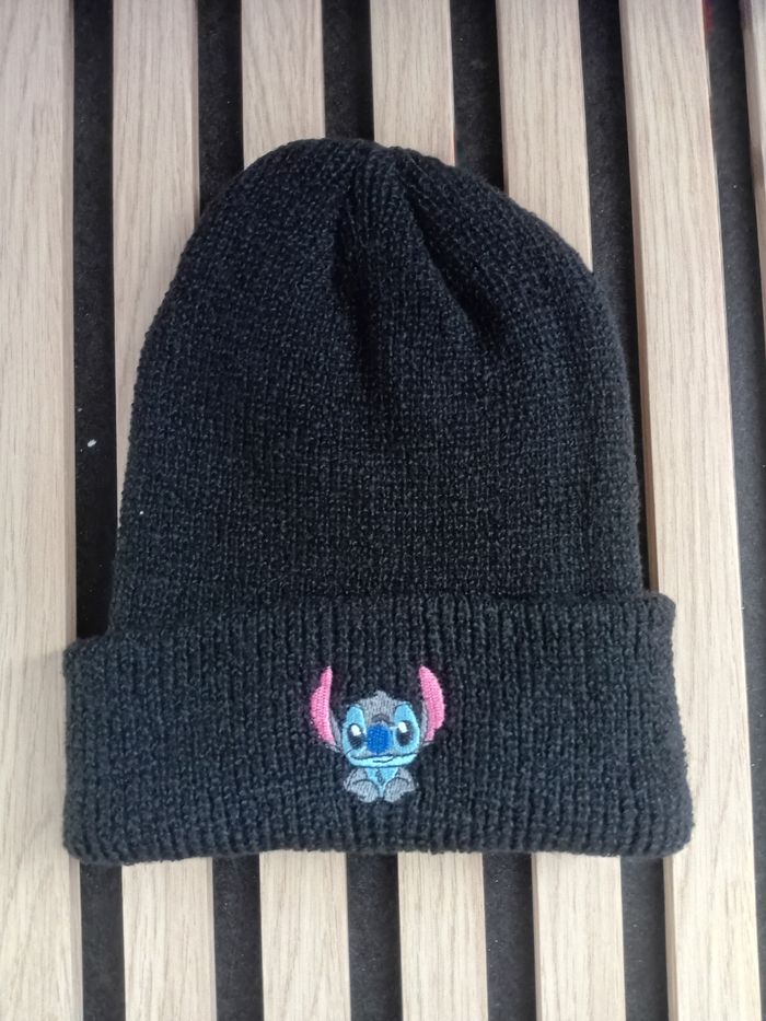 Bonnet hiver noir brodé stitch taille unqiue