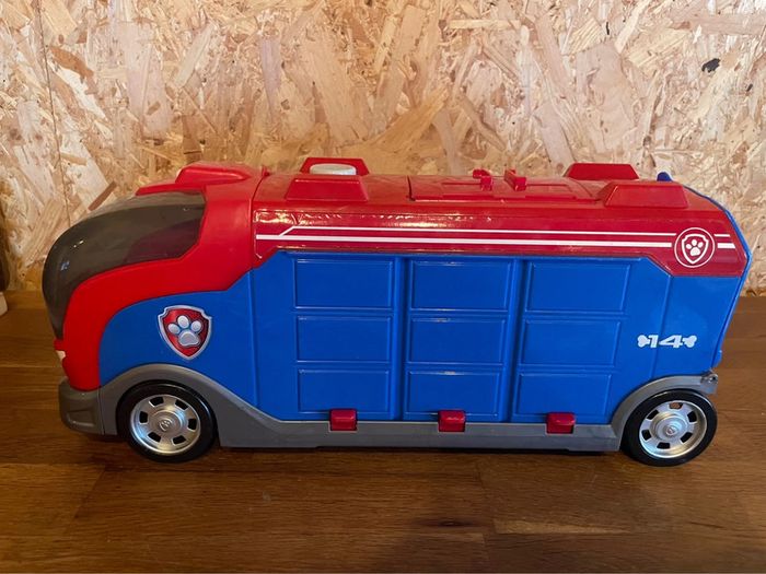 Idée cadeau 🎁 Camion Mission Cruiser sonore avec 3 personnages et 2 véhicules - photo numéro 16