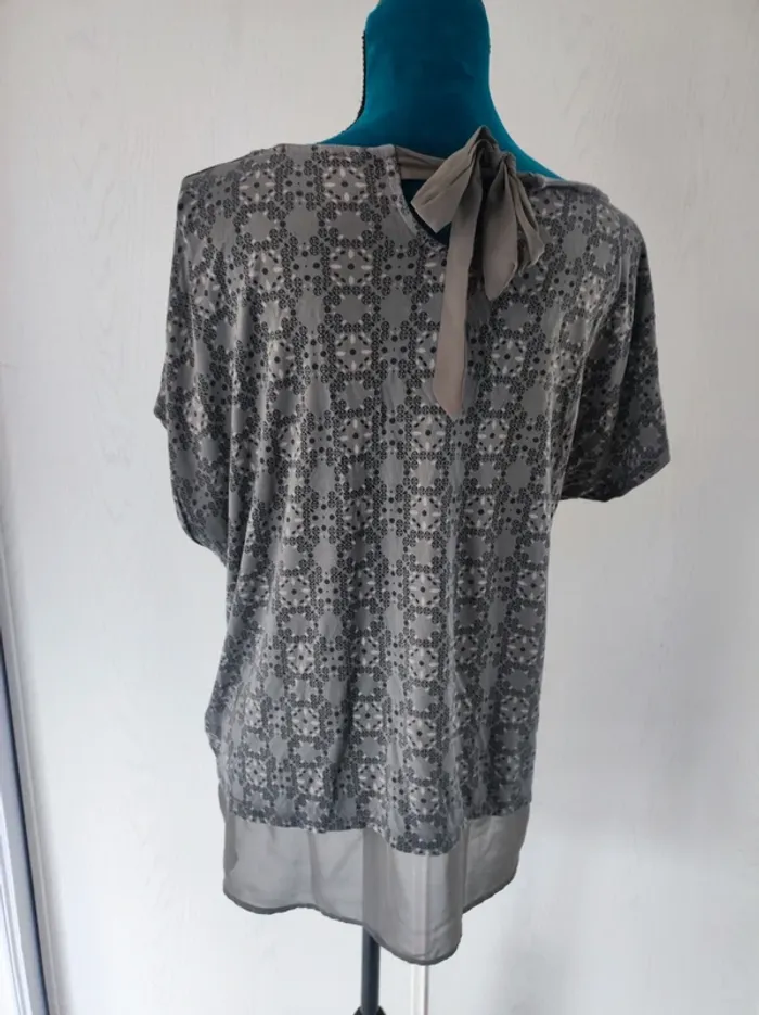 Blouse taille 5 - photo numéro 2