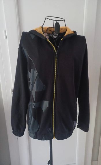 veste noir et grise 13/14 ans