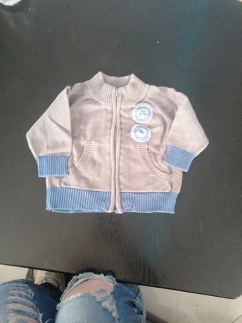 Pull alphabet création 3 mois