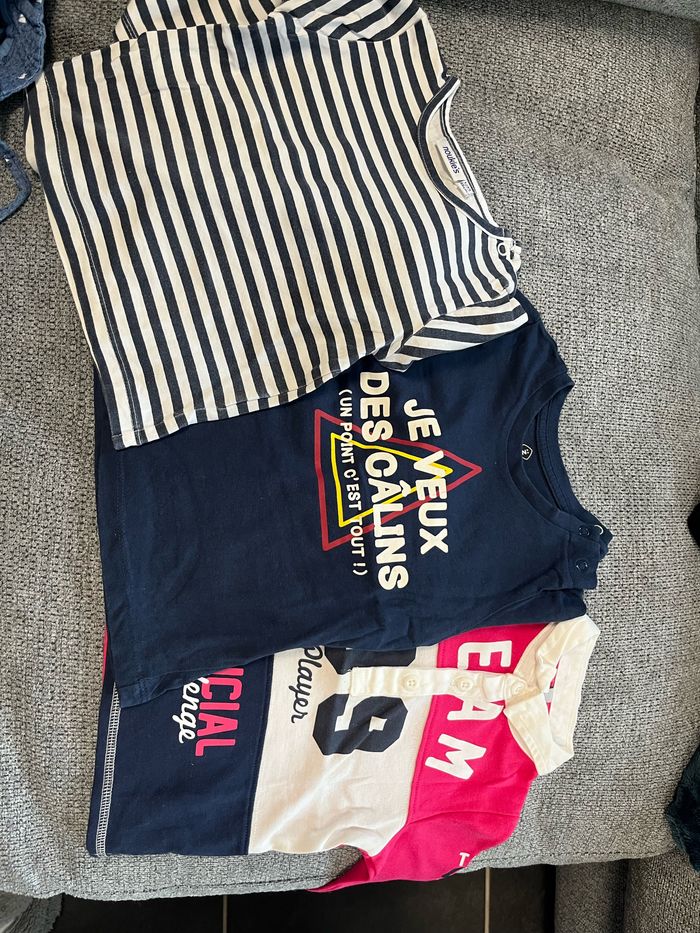 Lot de trois tee shirts dont un polo