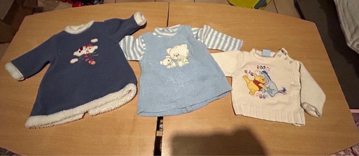 Lit de 25 vêtements taille 3 mous - photo numéro 9