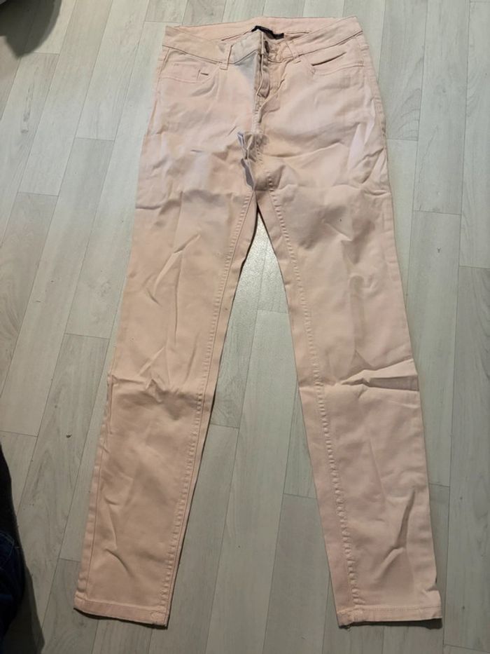 Pantalon rose pale 38 Kiabi slim très bon état