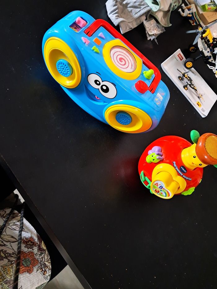Lot jouets bebe