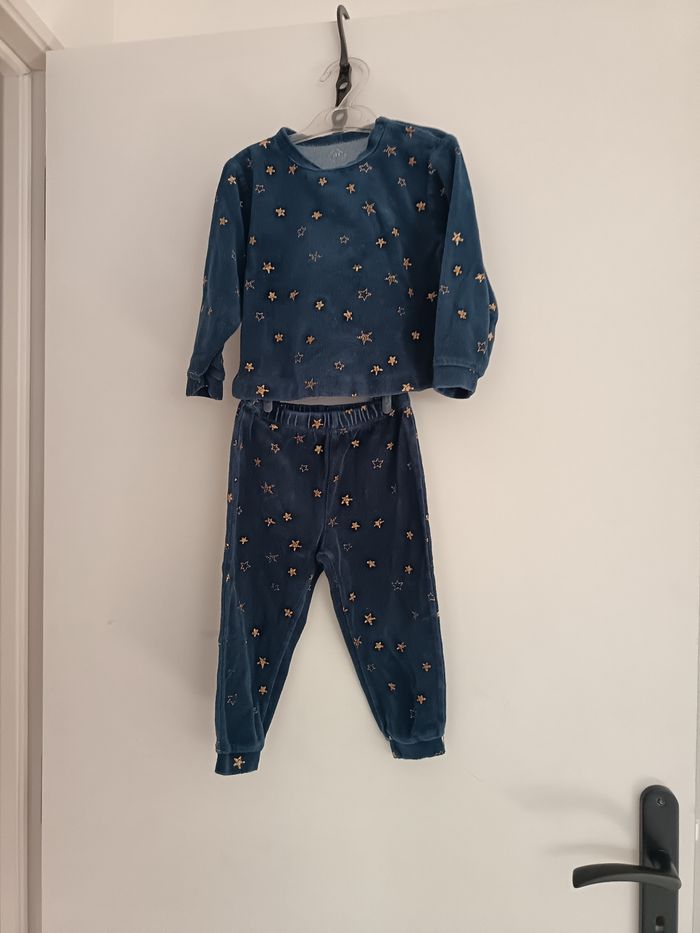 Pyjama 2 pièces 36 mois étoiles pailletées - photo numéro 4