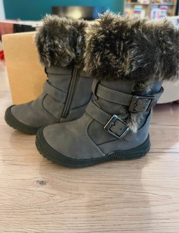 Bottes avec fourrure fille