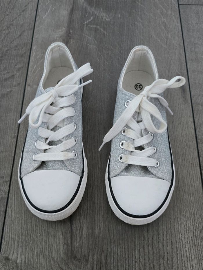 Chaussures paillettes 33