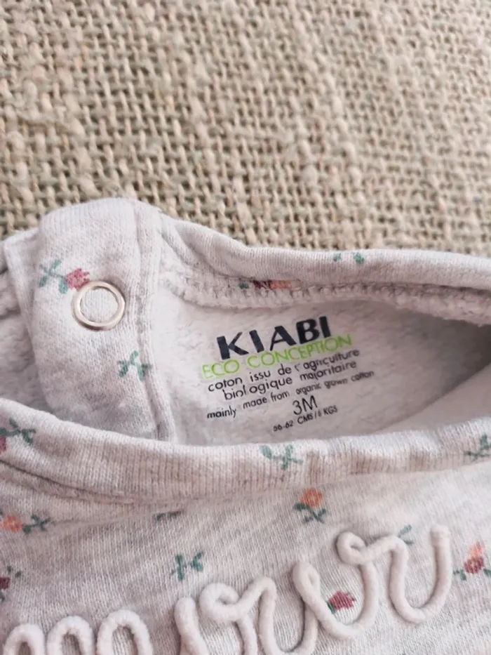 Pull 3 mois Kiabi excellent état - photo numéro 3
