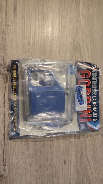 Fascicule complet scellé numéro 81 n°81 Renault R8 Gordini 1/8 1/8ème Eaglemoss Collections #D61