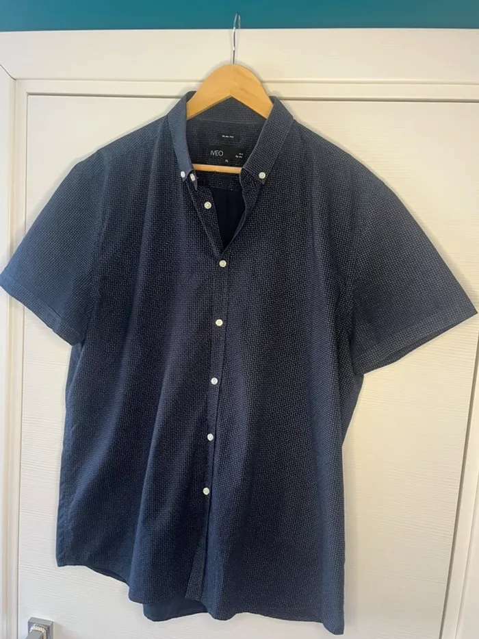 🔹 Chemise Slim Fit Bleu Marine – JBC 🔹