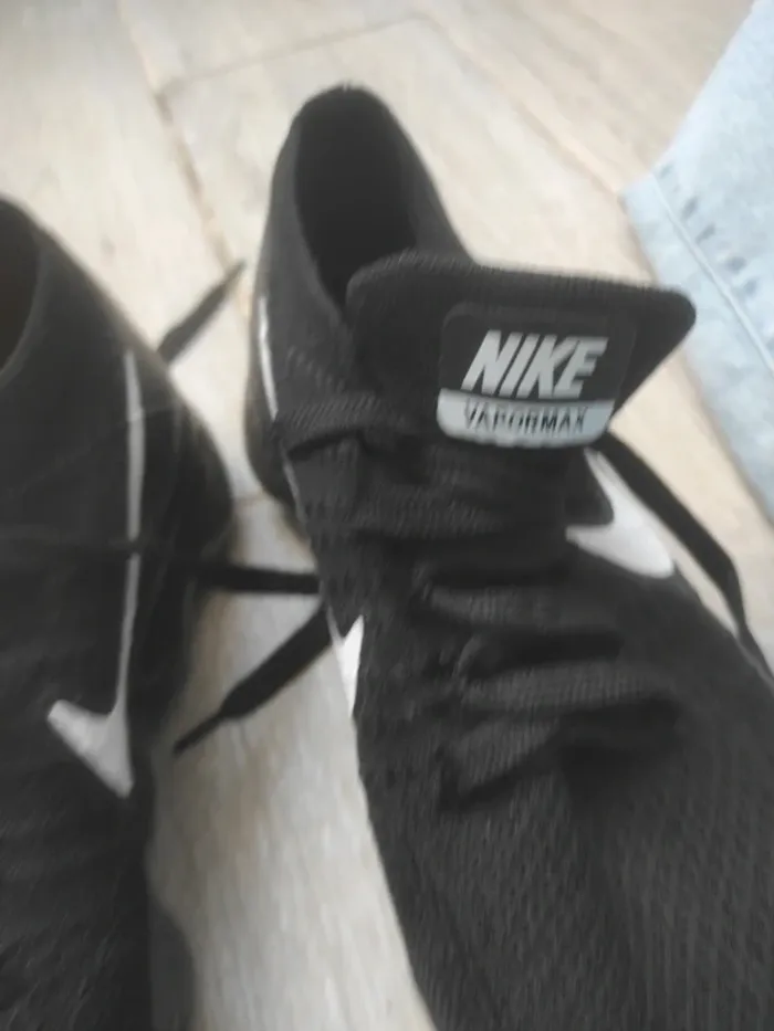 Baskets Nike taille 38 - photo numéro 4