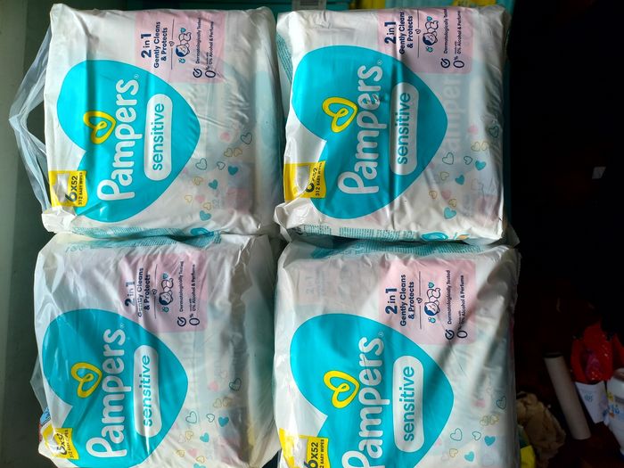 24 paquets lingettes pampers sensitive