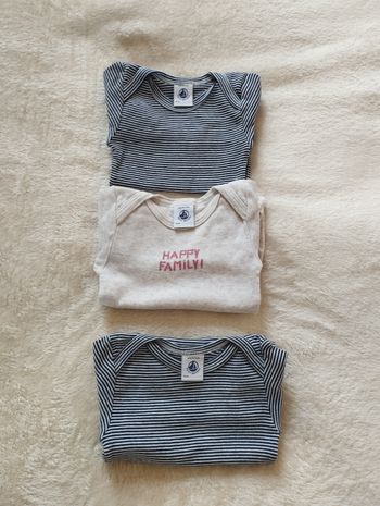 Lot de bodies garçon taille 6 mois