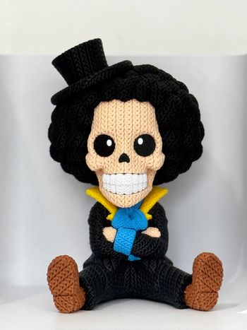 Figurine One piece, Brook version tricoté