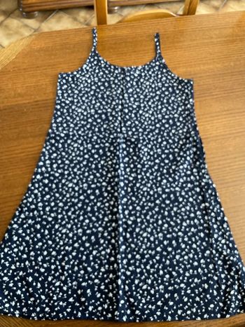 Robe à bretelles