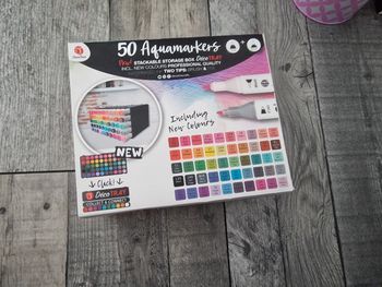 Lot feutres aquarelle