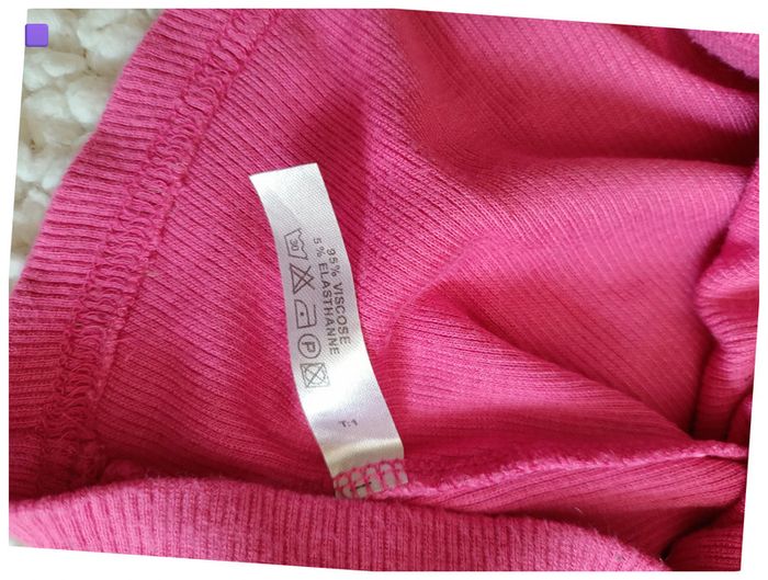 Caraco fuchsia dentelle fine – Taille S sexy vintage mignon cute - photo numéro 4