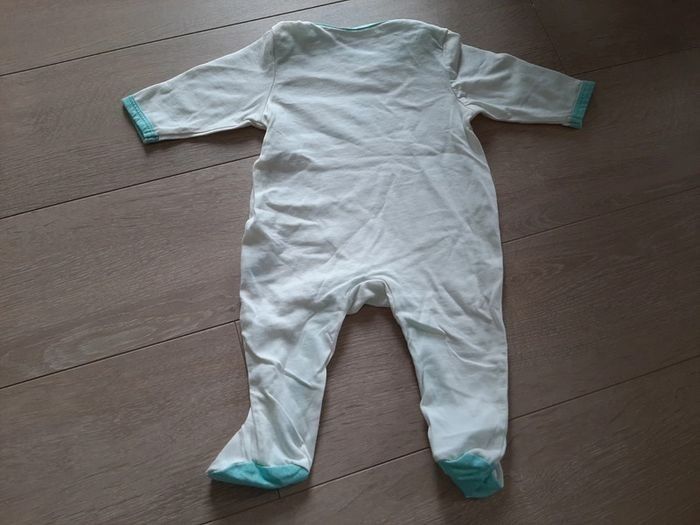 Pyjama 6 mois - photo numéro 2