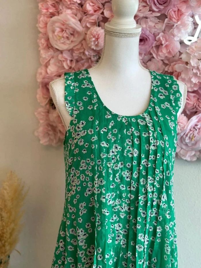 Robe d’été coupe fluide verte à motifs fleuris taille 36 - Banana Republic - photo numéro 2