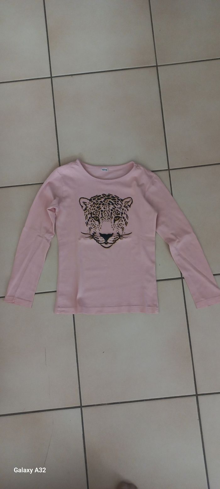 Tee shirt ML 6-8 ans