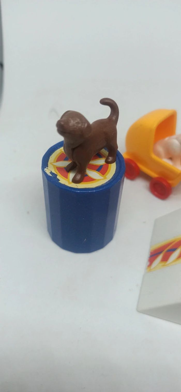 Femme artiste de spectacle avec chiots et accessoires playmobil - photo numéro 2