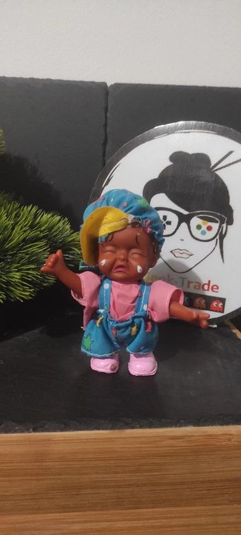 Vintage 70's Winking Moody Boy Doll poupée ancien 12 cm Pleur Triste Salopette