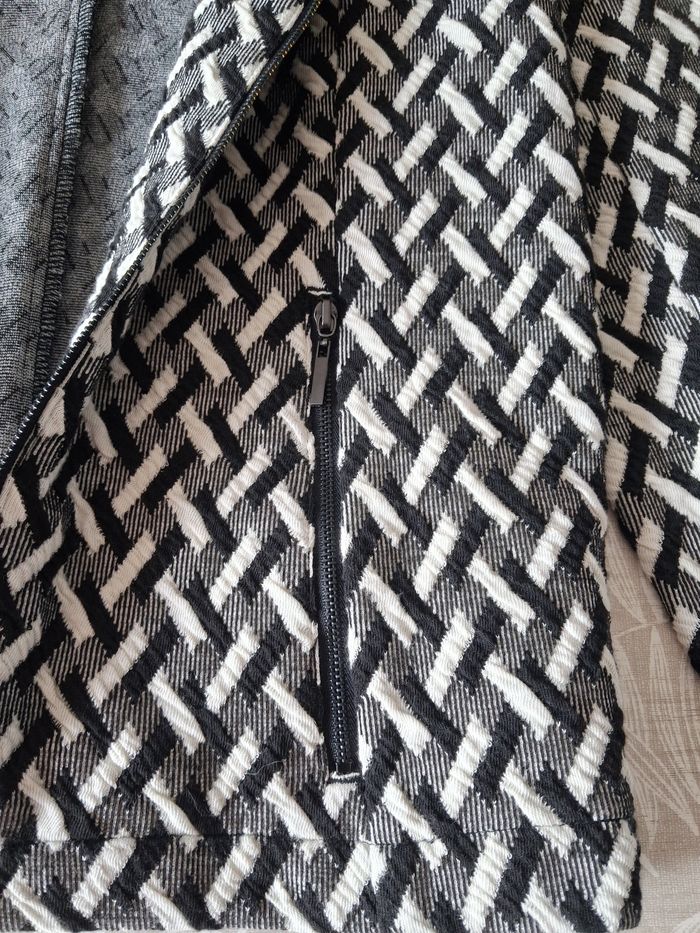 Veste neuve - photo numéro 3