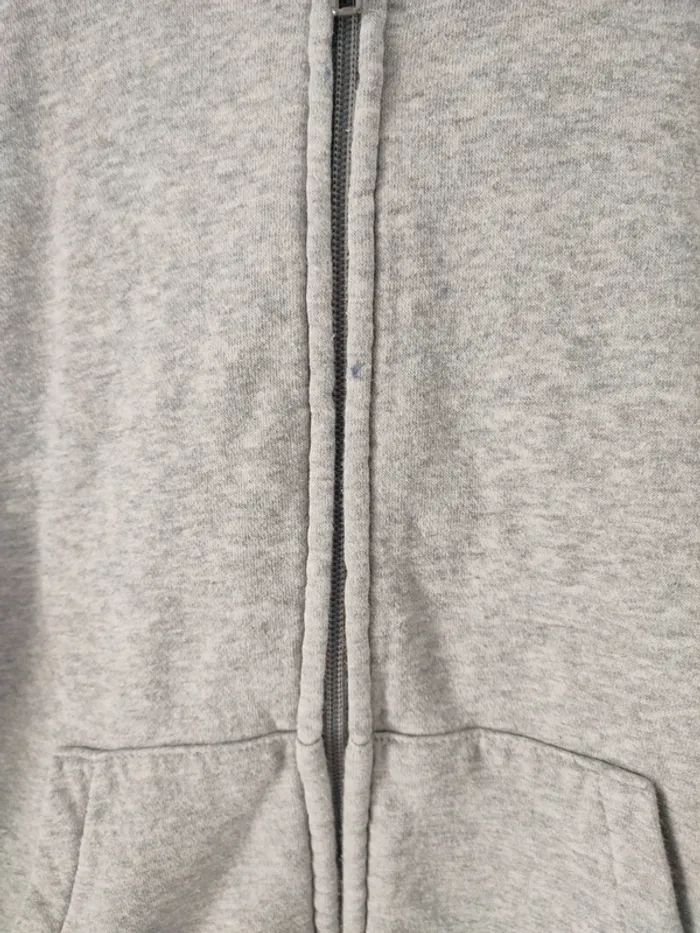 Sweat zippé H&M 7/8 ans - photo numéro 2