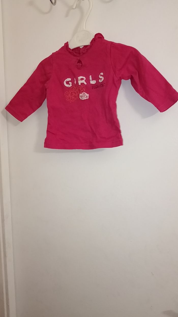 T-shirt