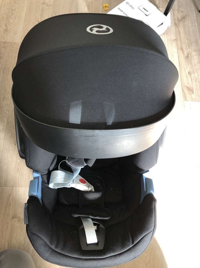 Cosy Cybex Aton 5 + adaptateur poussette + habillage pluie - photo numéro 2