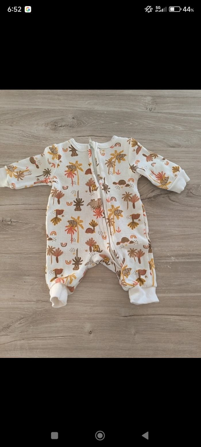 Pyjama taille 1 mois