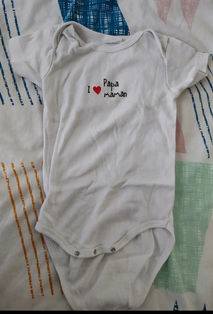 Bodies 18mois - photo numéro 4