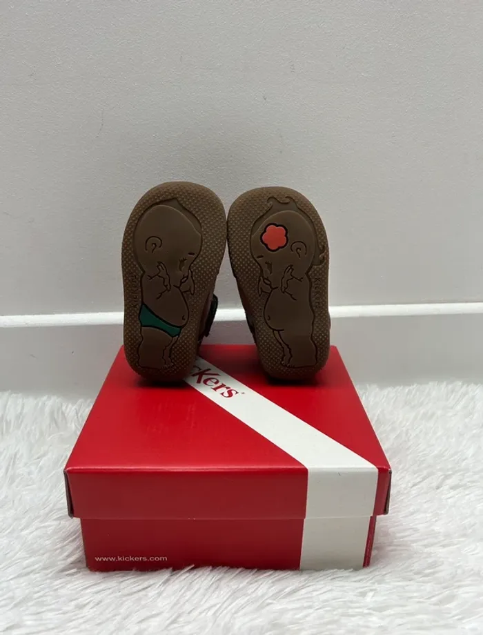 Chaussures en cuir Kickers - photo numéro 5