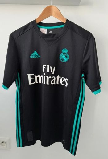 Tee shirt