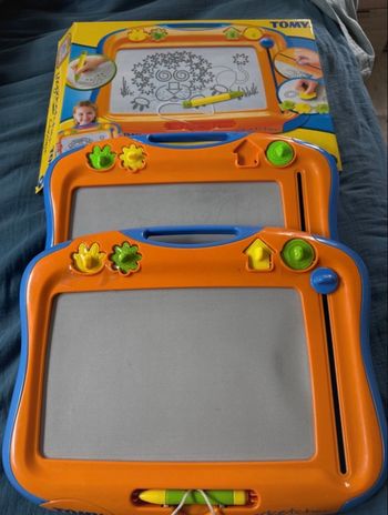 Ardoise Megasketcher classique Tomy +1 offerte