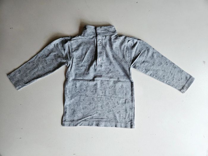 Lot tee-shirts / sous-pulls - photo numéro 12
